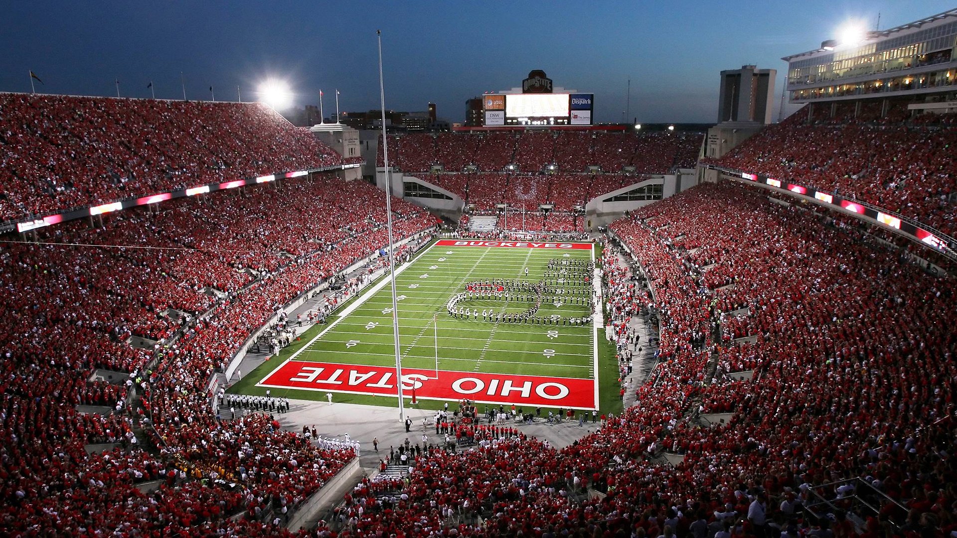 弗拉门戈边路突破连续冲击对方防线，弗拉门戈近期战绩